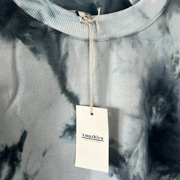 Amazon Tie Dye Crewneck - Picture 2 of 4